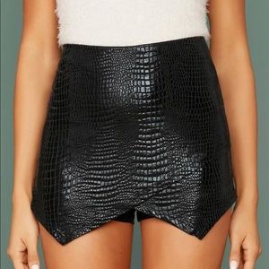 leather zip up skort
